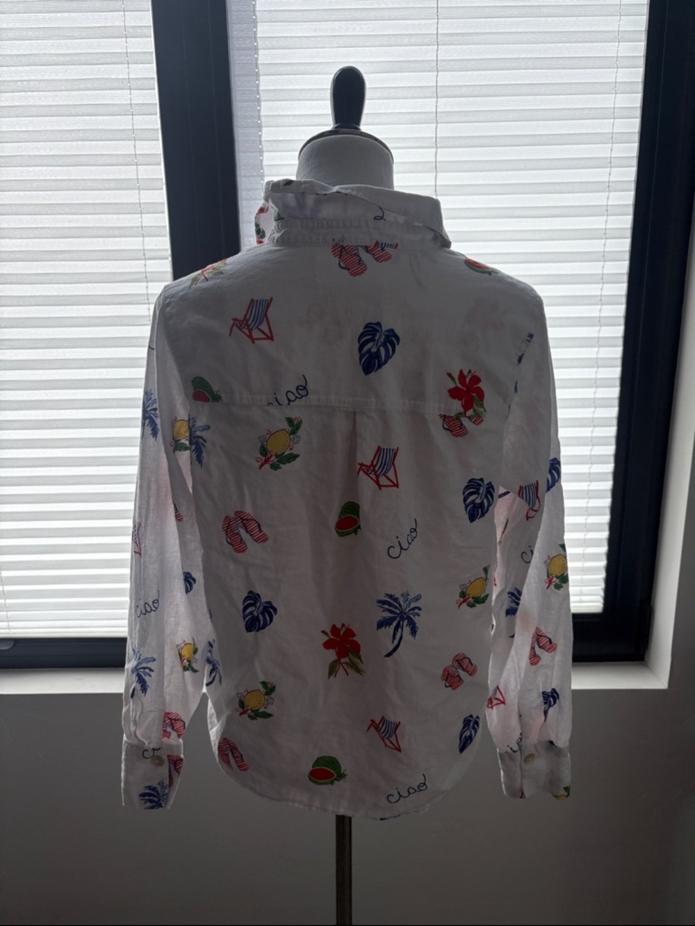C&C CALIFORNIA White Woman’s Button-Up Shirt with Tropical Print - Picture 4 of 7